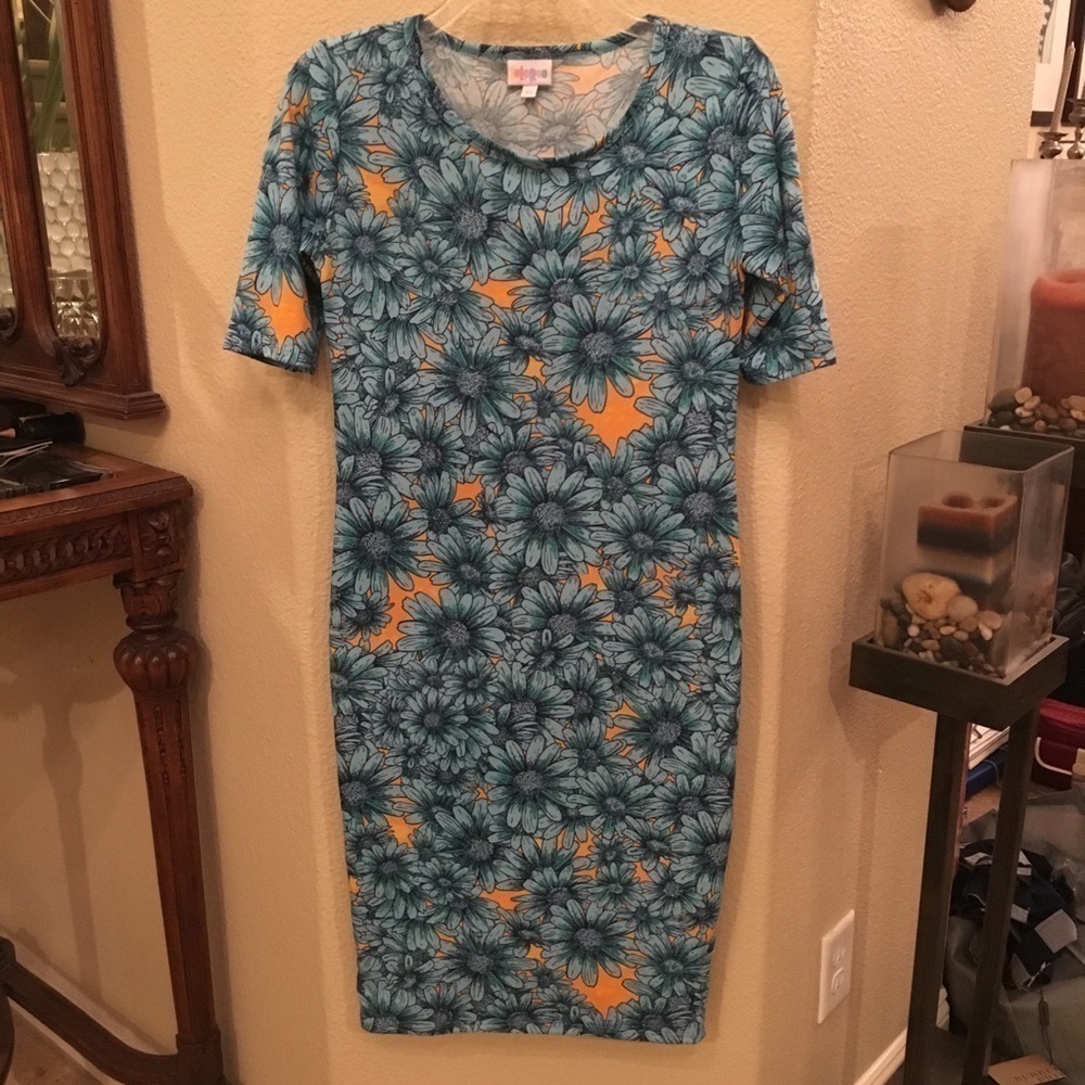 LULAROE Blue Floral Short Sleeve Dress Size XS